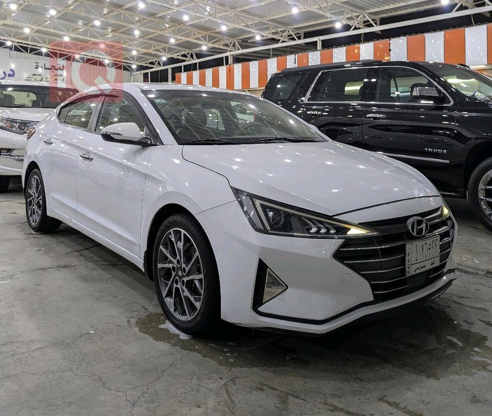 هیوندای ئەلەنترا